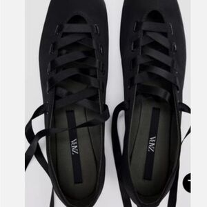 Zara Women's Black Ballet Flats